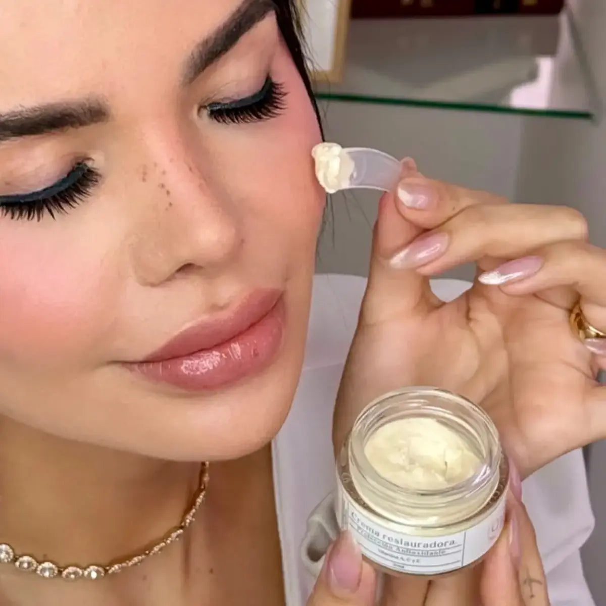 Camila Barrientos Cream Origin